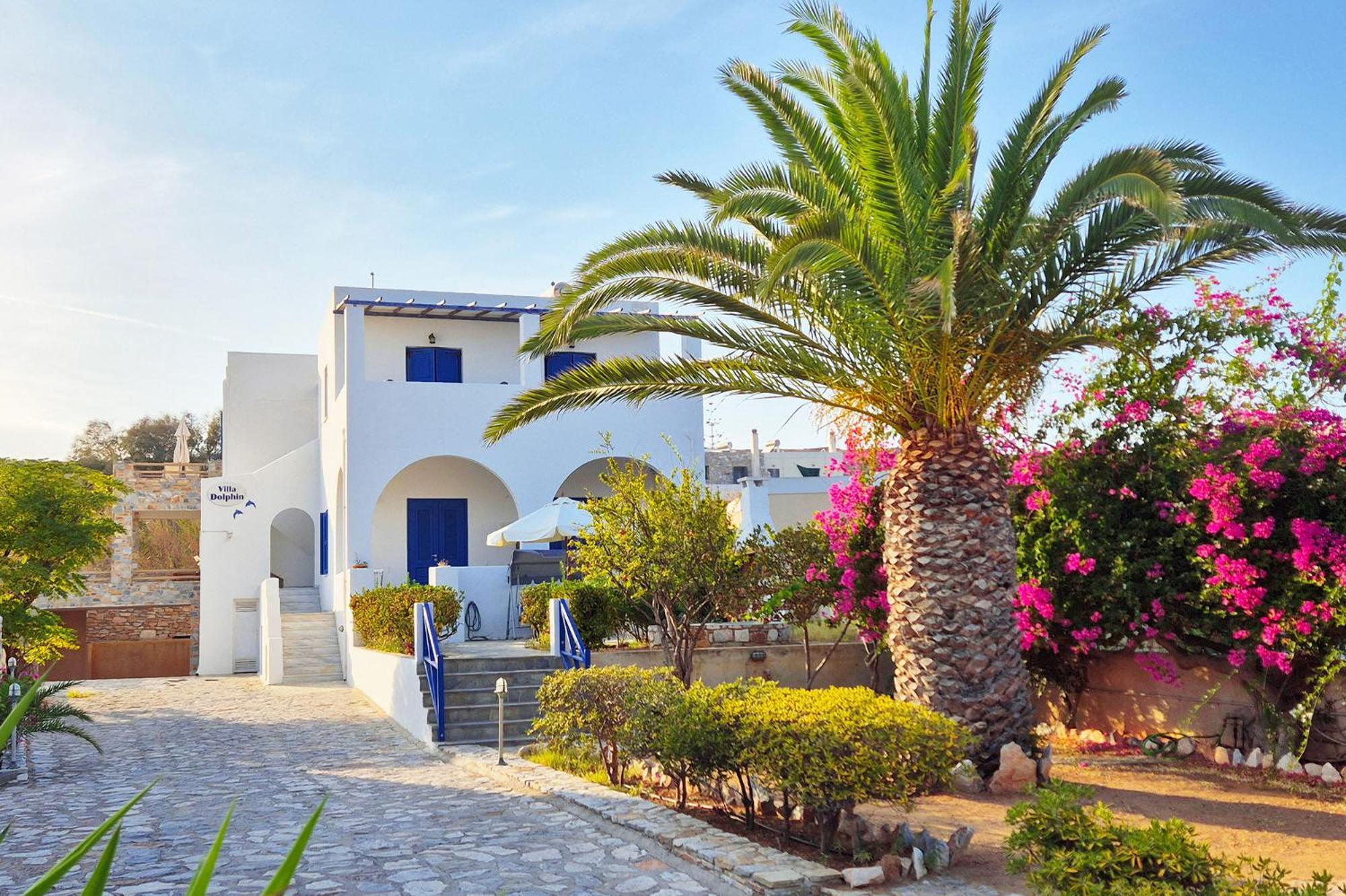 Villa Dolphin Azolimnos Syros Exterior photo